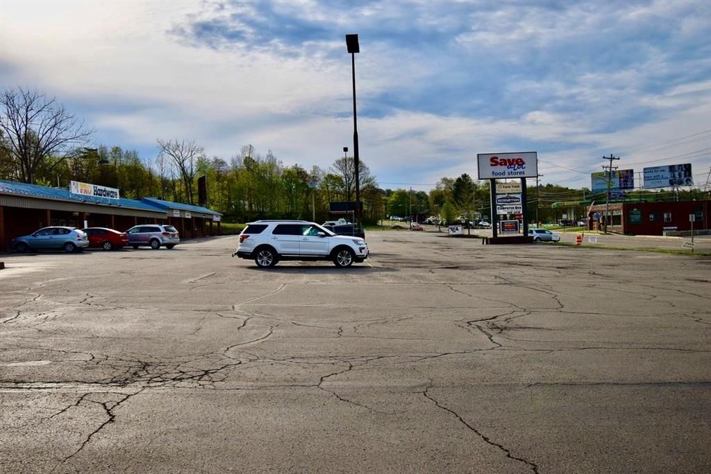 170 Fluvanna Ave, Jamestown, NY 14701